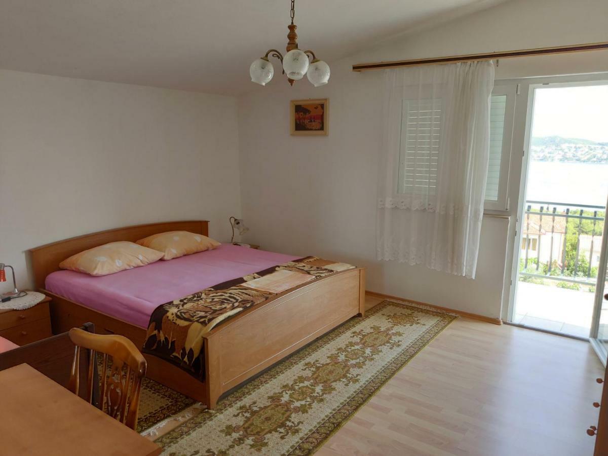 Eva Apartment 1 Trogir Eksteriør billede